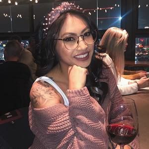 Meet your Posher, Erica